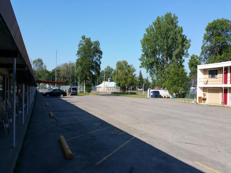 Riverview Motel — photo 47