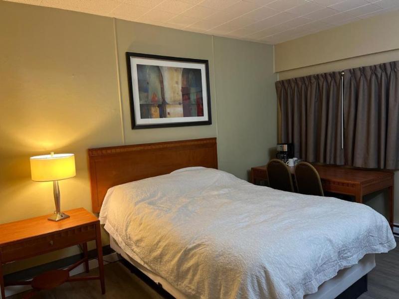Schell Motel image