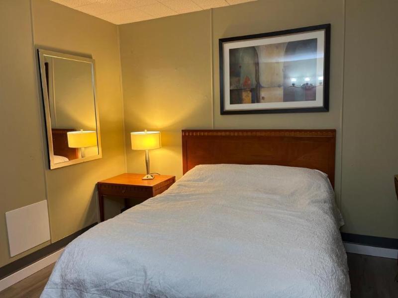 Schell Motel image