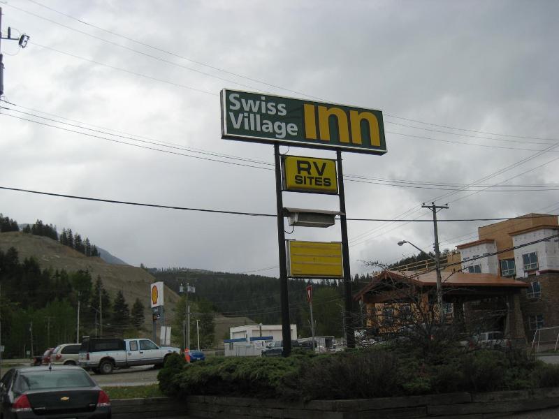 Swiss Village Inn
