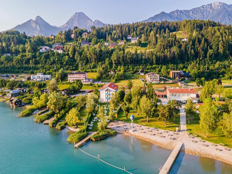 Strandhotel Faak image