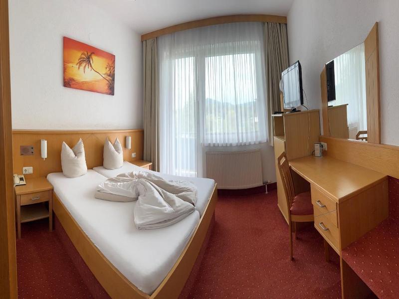 Strandhotel Faak image