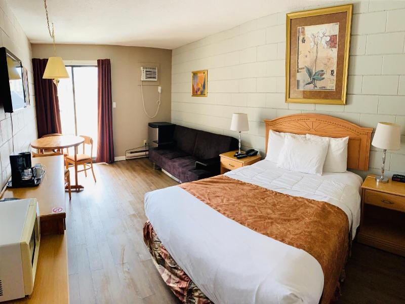 Armstrong Inn image