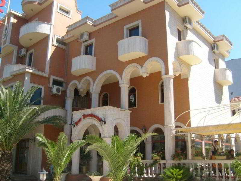 Ferrari Hotel