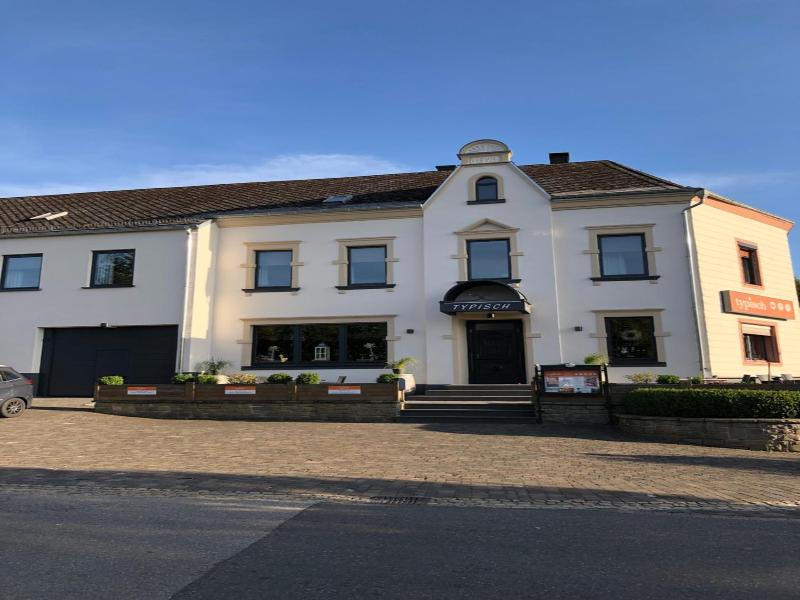 Hotel Brasserie Typisch image