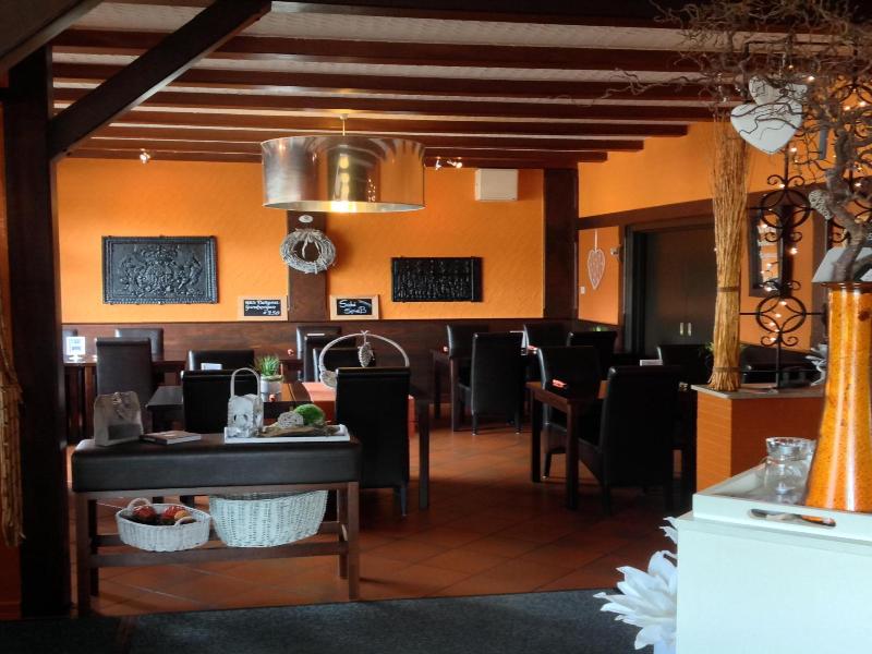 Hotel Brasserie Typisch image