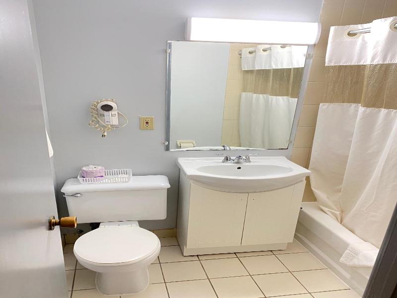 Liberty Inn image