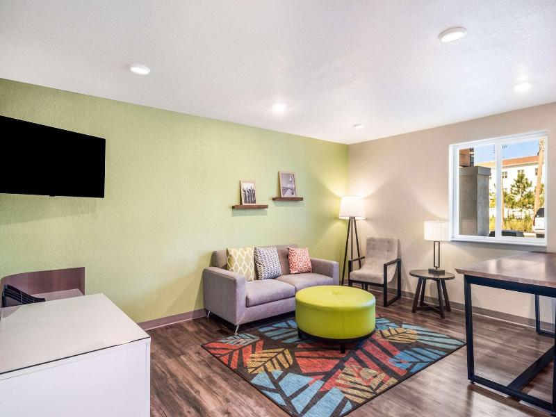 Woodspring Suites Bradenton image