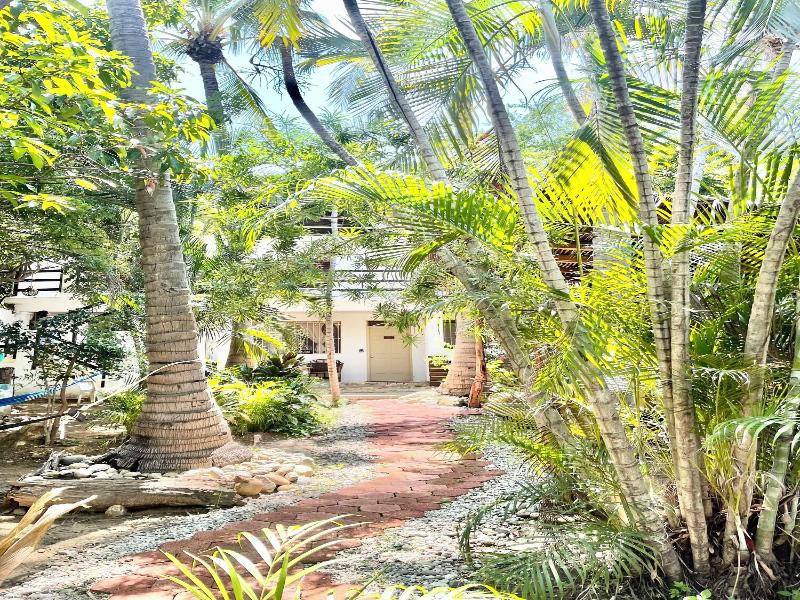 El Eden Escondido