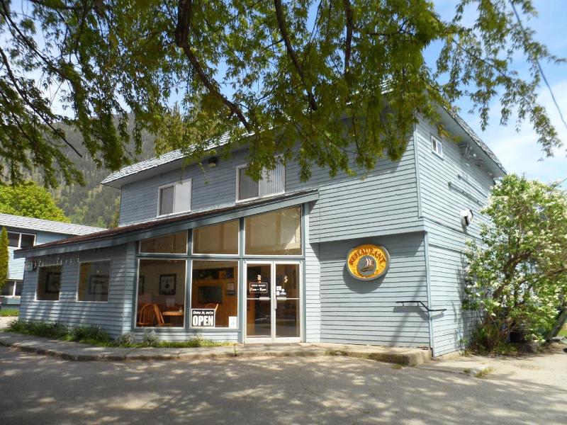 Valhalla Inn, New Denver