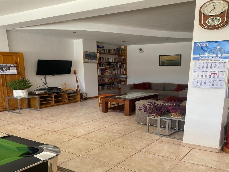 Family Hotel Markony image
