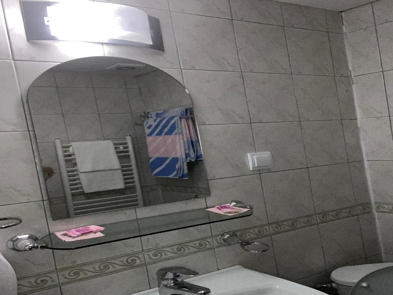 Family Hotel Markony image