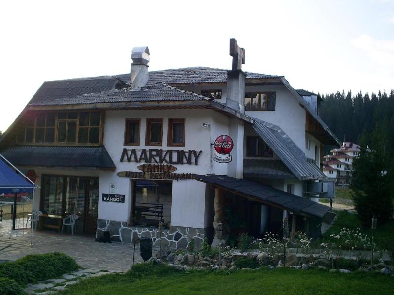 Family Hotel Markony image