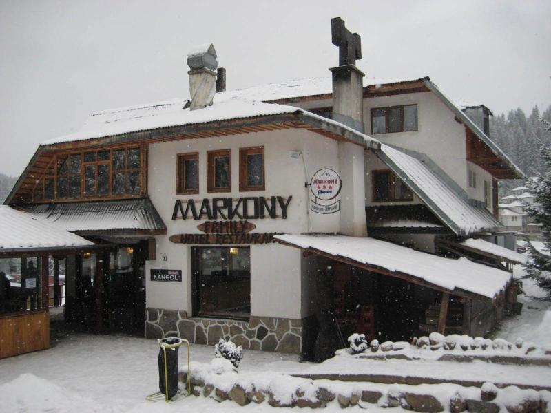 Family Hotel Markony image