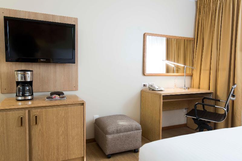 Holiday Inn Montevideo image