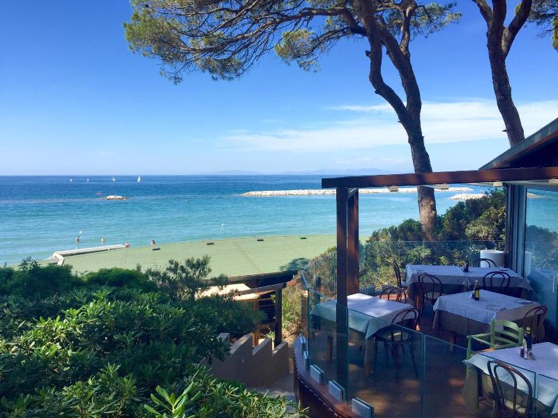 Hotel Boschetto image