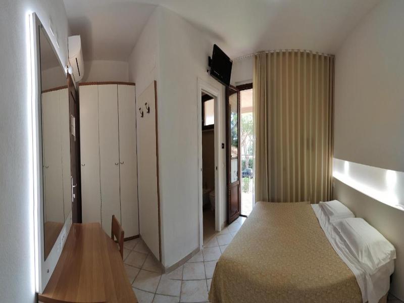 Hotel Boschetto image