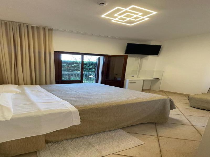 Hotel Boschetto image