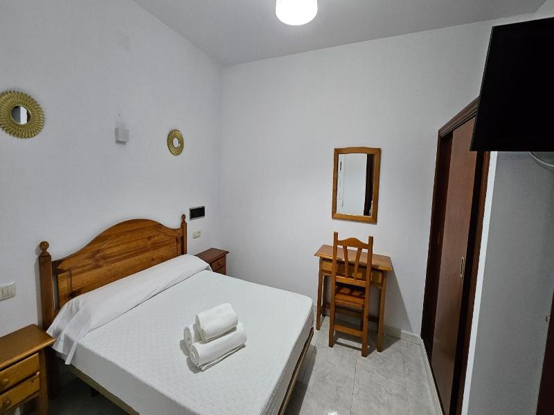 Hotel Nuevo Julios By Olda image