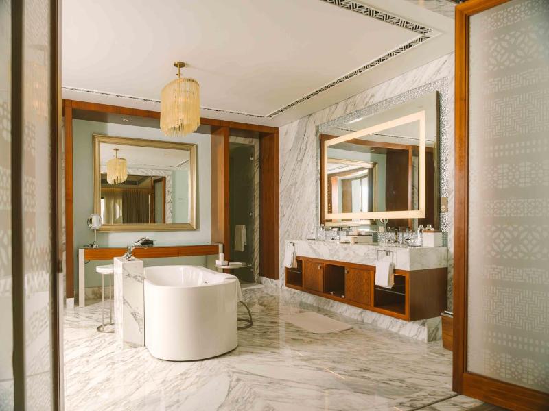 Royal Saray Resort image