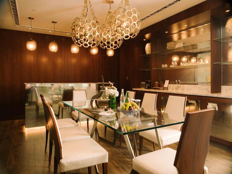 Royal Saray Resort image