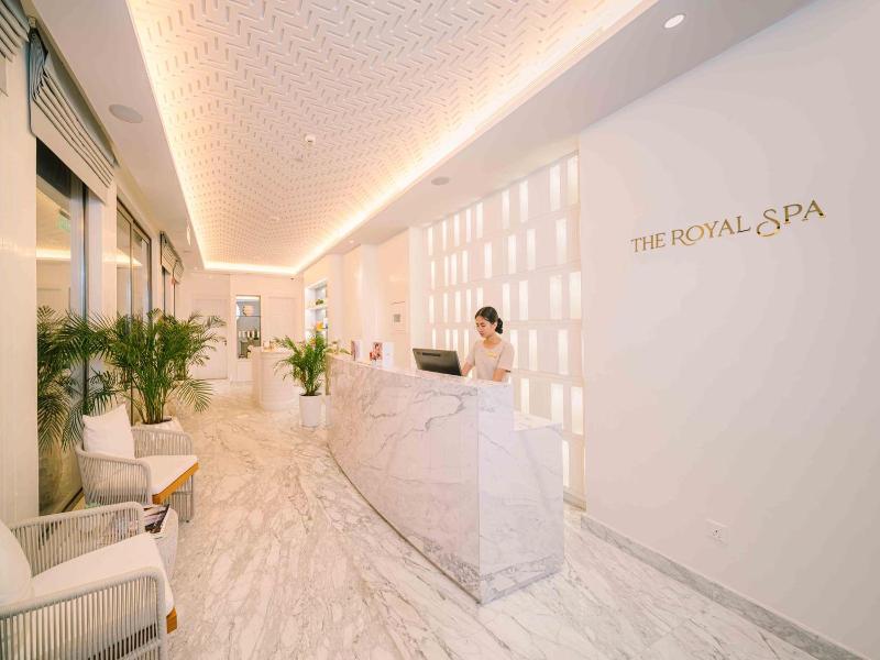Royal Saray Resort image