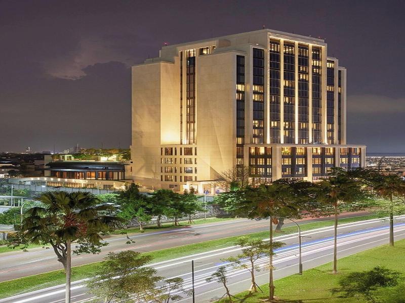 Hotel Tentrem Jakarta image