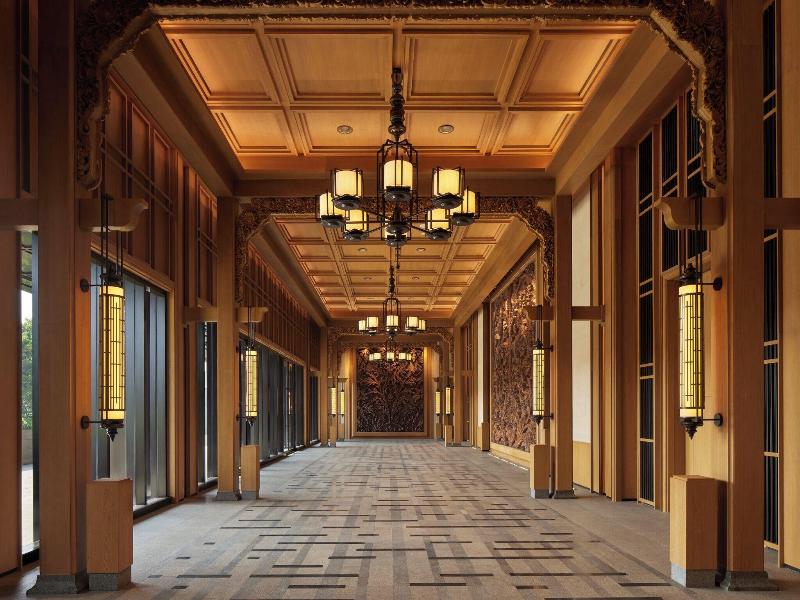 Hotel Tentrem Jakarta image