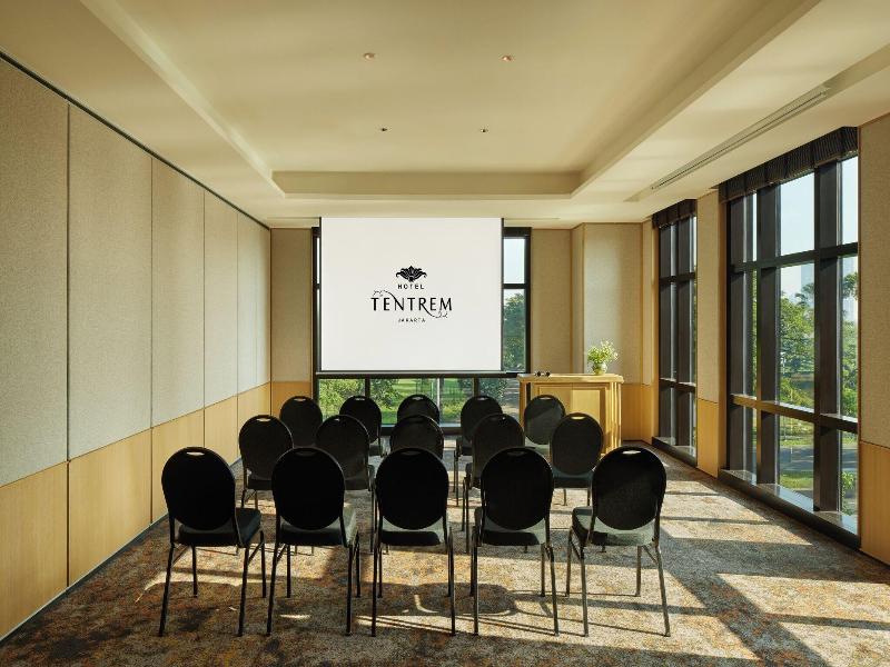 Hotel Tentrem Jakarta image