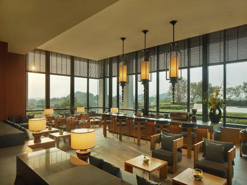Hotel Tentrem Jakarta image