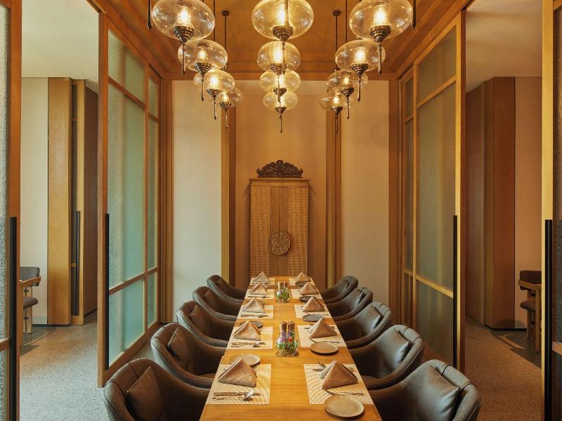 Hotel Tentrem Jakarta image