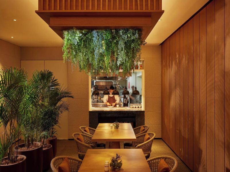 Hotel Tentrem Jakarta image