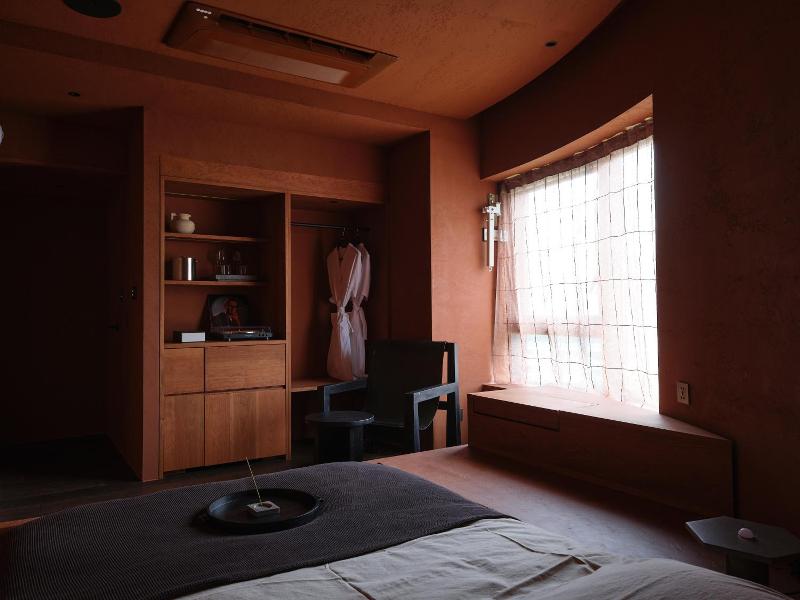 After Chapter Hotel image