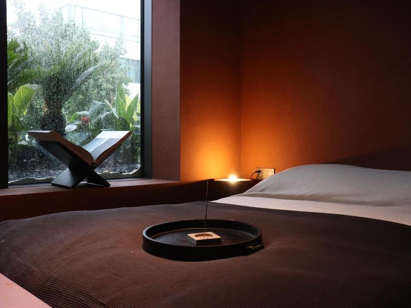 After Chapter Hotel image