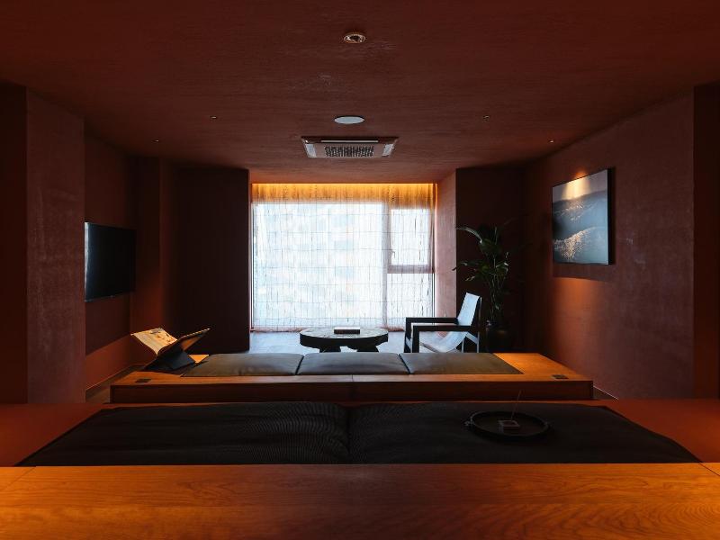 After Chapter Hotel image