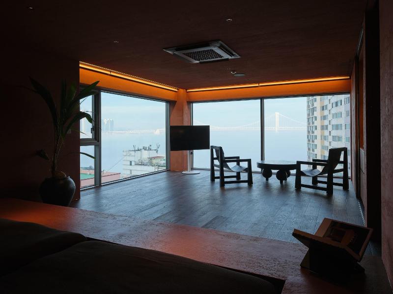After Chapter Hotel image
