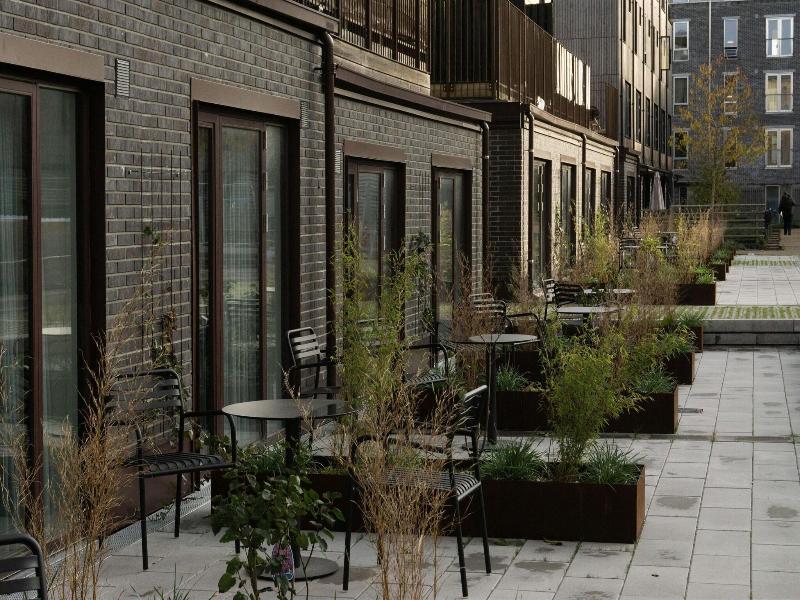 Flora Apartment Hotel image