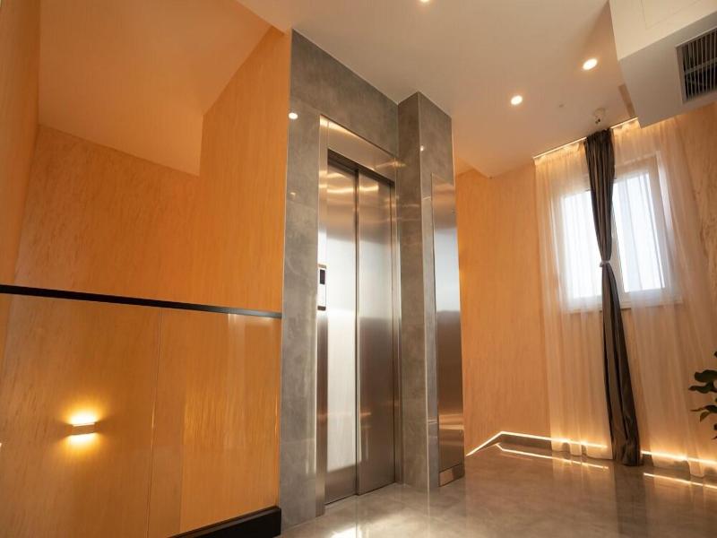Kame Hotel Belgrade image