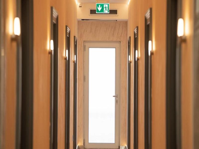 Kame Hotel Belgrade image