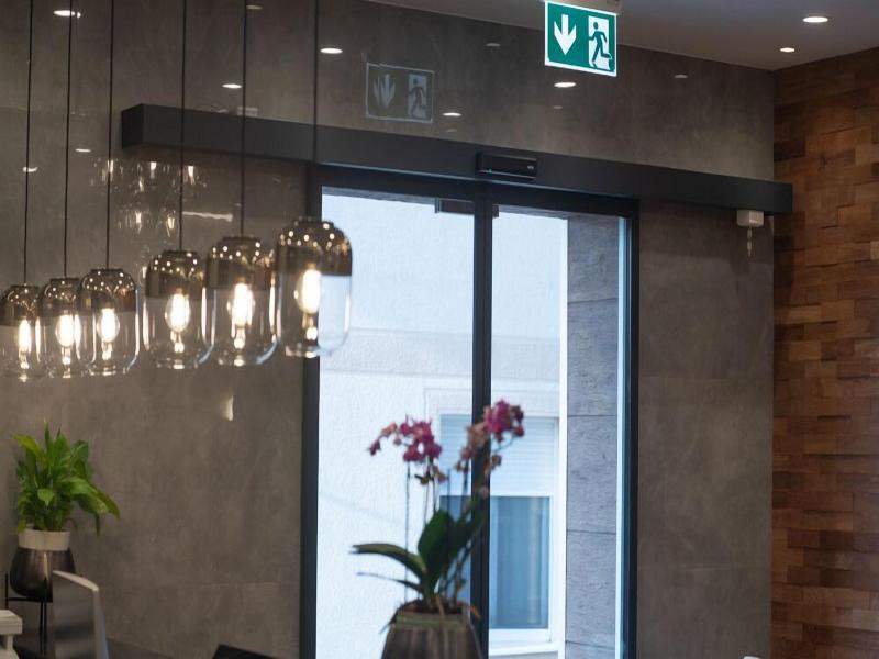 Kame Hotel Belgrade image