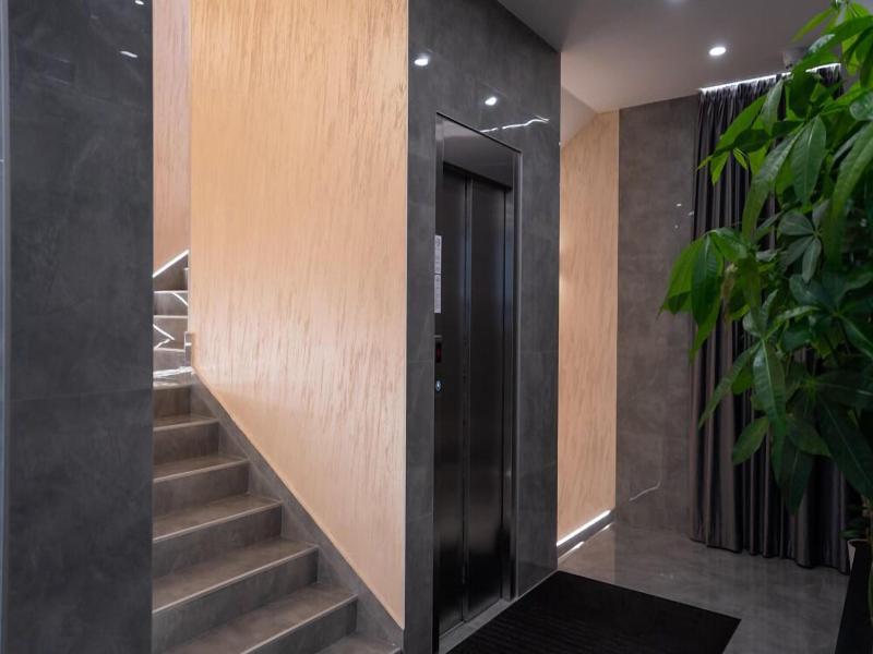 Kame Hotel Belgrade image