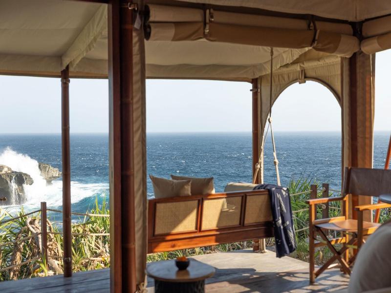 Arna Suites And Ocean Lounge image