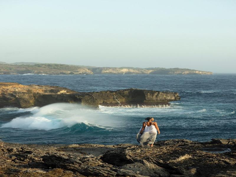 Arna Suites And Ocean Lounge image