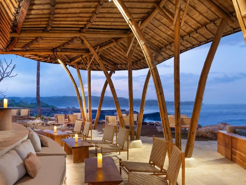 Arna Suites And Ocean Lounge image
