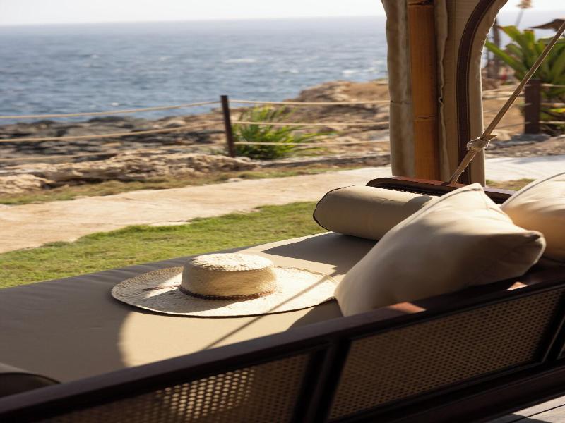 Arna Suites And Ocean Lounge image