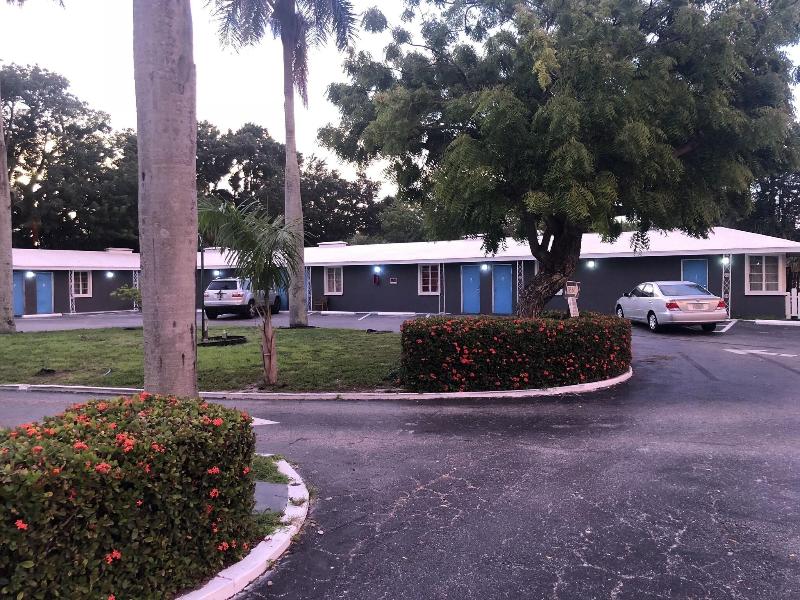 Bay Breeze Inn Bradenton Downtown image