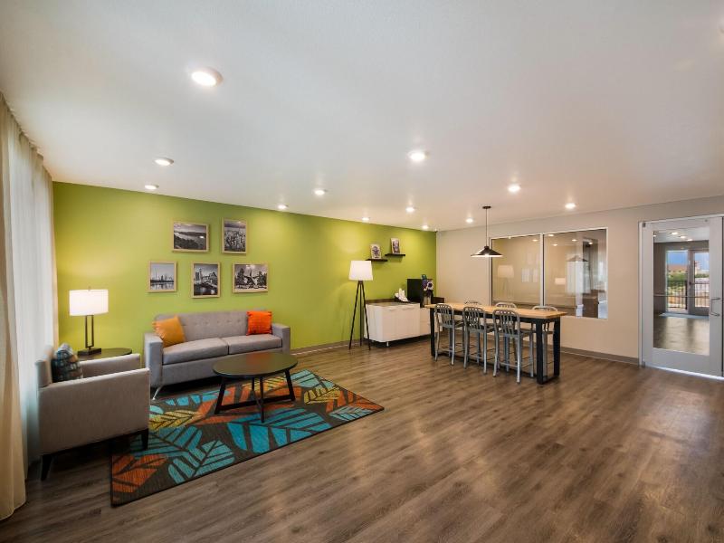 Woodspring Suites Austin Central