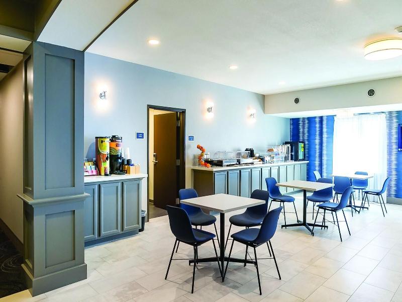 Winds Hotel At Crosswinds Casino