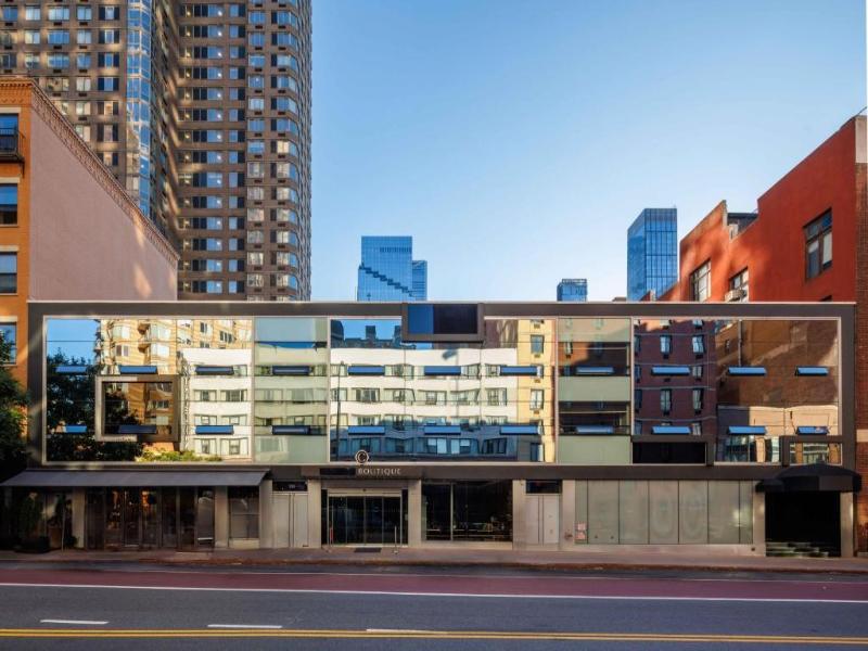 Hudson Yards Hotel image