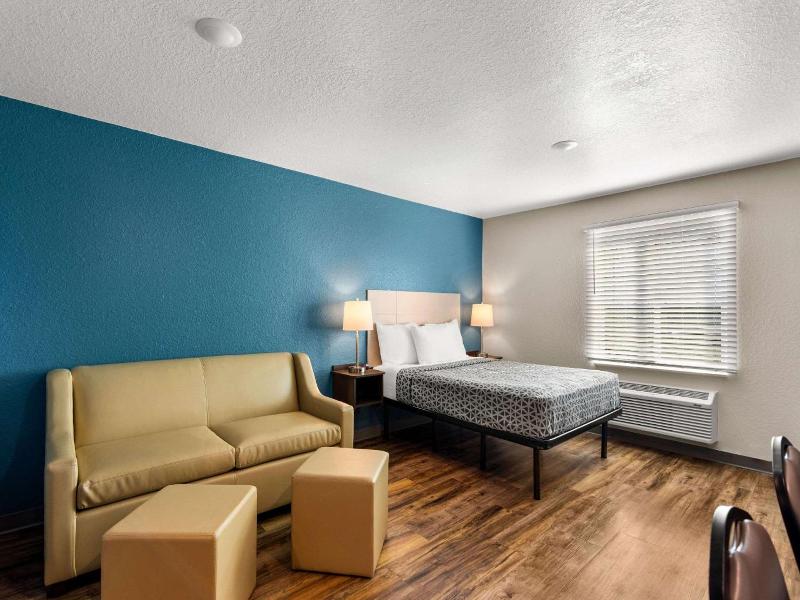 Woodspring Suites Port St Lucie image